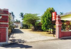 Exterior 5 OYO 801 Hansa Homestay