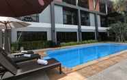 สระว่ายน้ำ 6 Friendly Hotel Krabi