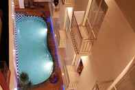 Swimming Pool Victoria Inn Manado