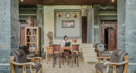 Lobby 2 Lumbung Jaya Guest House