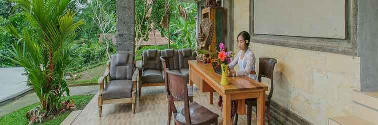 Lobi Lumbung Jaya Guest House