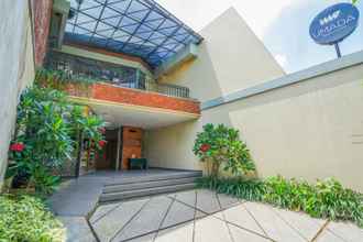 Exterior 4 Umada Beds & Lounge Surabaya