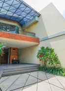 EXTERIOR_BUILDING Umada Beds & Lounge Surabaya