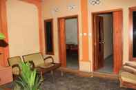 Lobby Kampung Lewung Homestay