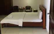 Kamar Tidur 2 Trung Mai Hotel