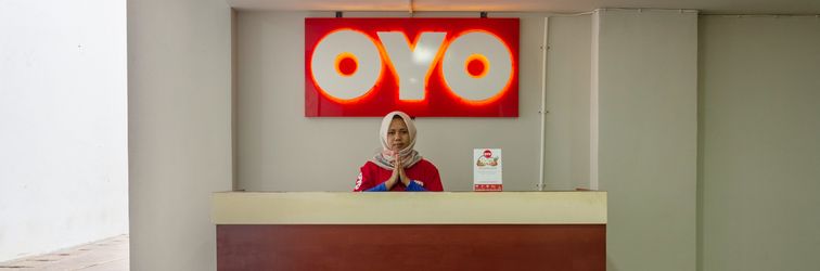 大堂 OYO 737 Kamar Keluarga Mahkota 8 Near Rs Bhayangkara
