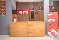 大廳 OYO 952 Annisa Syariah Guest House
