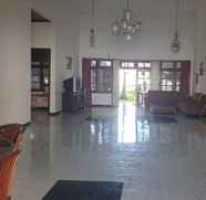 Lobby 2 Villa Seulawah