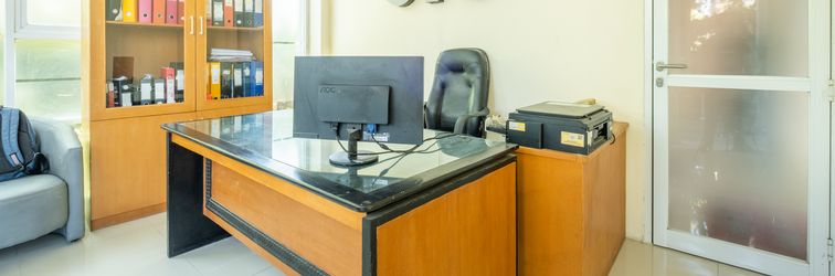 Lobby OYO Collection O 935 Bongo Residence