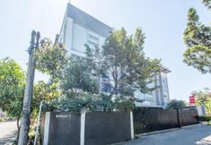 Exterior 2 OYO Collection O 935 Bongo Residence