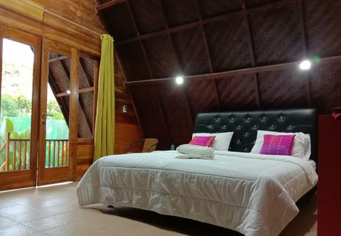 Bedroom OYO 3025 Villa Alam Flores Labuan Bajo