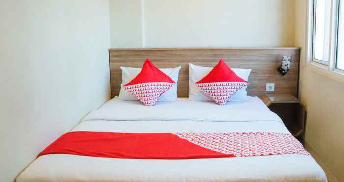 Bilik Tidur OYO 984 Maleo Guest House