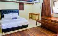 Kamar Tidur 2 Phinisi Hostel Bira