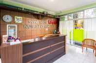 Lobi OYO 754 Nur Aziziah Guest House Syariah