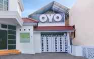 ภายนอกอาคาร 5 OYO 966 Dinda Guesthouse