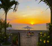 พื้นที่สาธารณะ 7 Isla Bonita Beach Resort