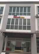 EXTERIOR_BUILDING Place2Stay @ Sri Aman