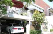 Exterior 5 Homestay K10 Syariah Malang