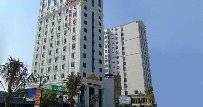 Bên ngoài Phoenix Hotel 2