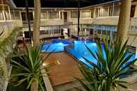 Swimming Pool Hotel Guntur