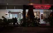 Restaurant 2 Cornel Homestay Pavilions & Rooms