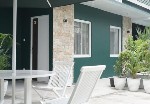 Lobby Cornel Homestay Pavilions & Rooms
