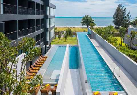 Swimming Pool Ana Anan Resort & Villas Pattaya