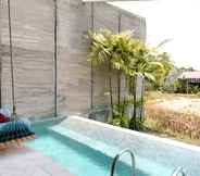 Swimming Pool 5 Shore Amora Canggu