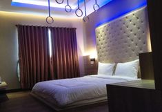 Bedroom 3 Octo Hotel Cirebon