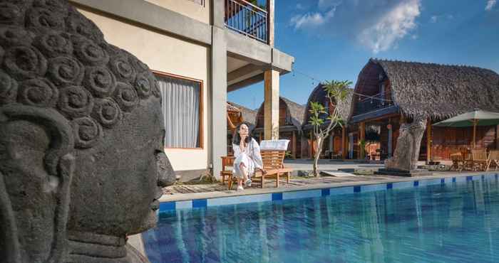 Swimming Pool Hotel Khanaya Ngaran Borobudur