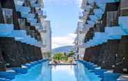 Luar Bangunan 4 The Beachfront Hotel Phuket