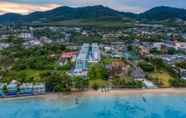 Tempat Tarikan Berdekatan 2 The Beachfront Hotel Phuket