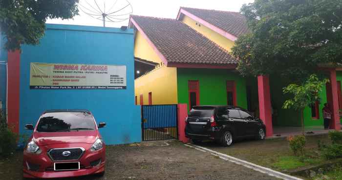 Exterior Wisma Karina Temanggung