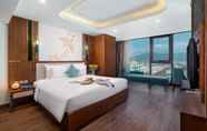 Phòng ngủ 2 CN Palace Hotel