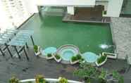 Kolam Renang 3 Silverscape Family Studio Suite 