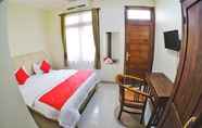 Bedroom 3 Guest House Griya Alsis