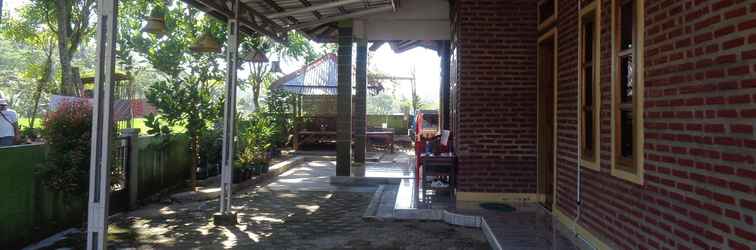 Lobby Homestay Andra