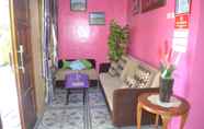 Lobi 7 Homestay Andra