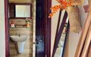 In-room Bathroom 6 Cocoin Homestay Quy Nhơn