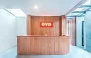 Lobby 6 OYO Life 1849 Ayama Syariah