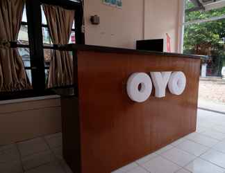 Lobby 2 OYO 950 Steze Kost Syariah