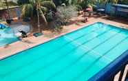 Swimming Pool 4 Tirta Kencana Berlian 