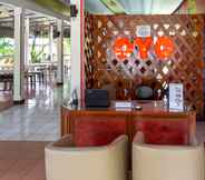 Lobi 5 OYO 883 Pavo Resort