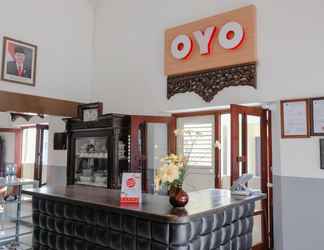 Lobby 2 OYO 1028 Garuda Residence