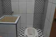 Toilet Kamar F7 Homestay Syariah