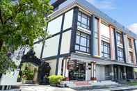 Bangunan OYO Flagship 90966 Moreno Homestay