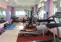 宿泊サービス 5 Grand Laurel Hotel