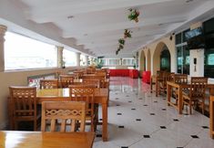 機能ホール 2 Grand Laurel Hotel