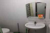 Toilet Kamar Rama & Shinta Homestay 