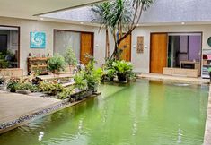 Swimming Pool 5 The Lodge Karawaci